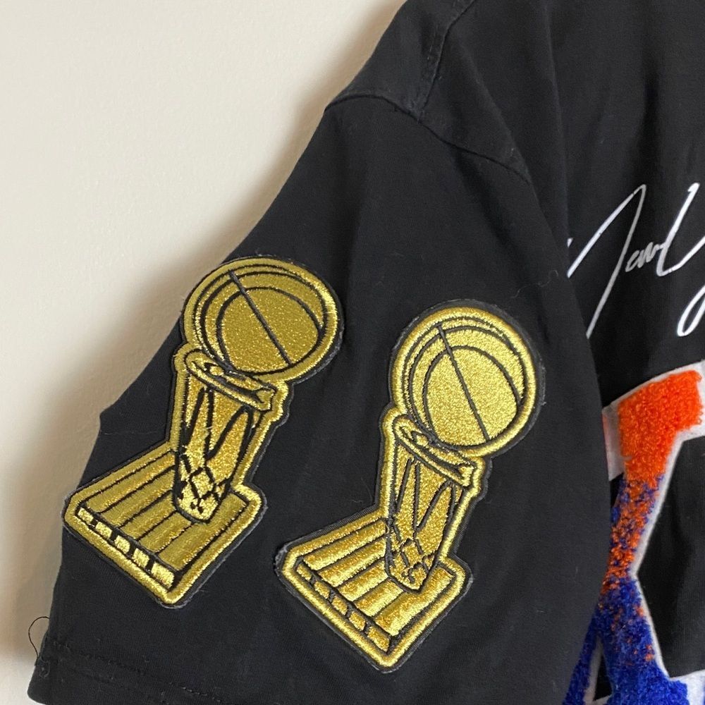 Pro Standard New York Knicks Tee Chenille Patch T‑Shirt Luxury collection - Picture 4 of 7